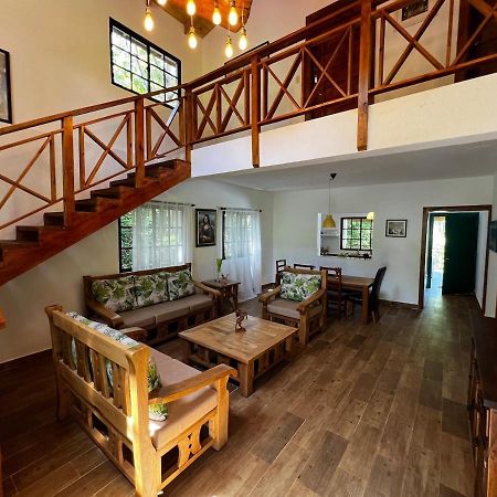 Jarabacoa Villas With Private Pool And Parking エクステリア 写真