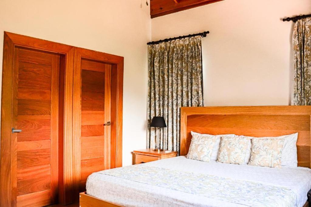 Jarabacoa Villas With Private Pool And Parking エクステリア 写真