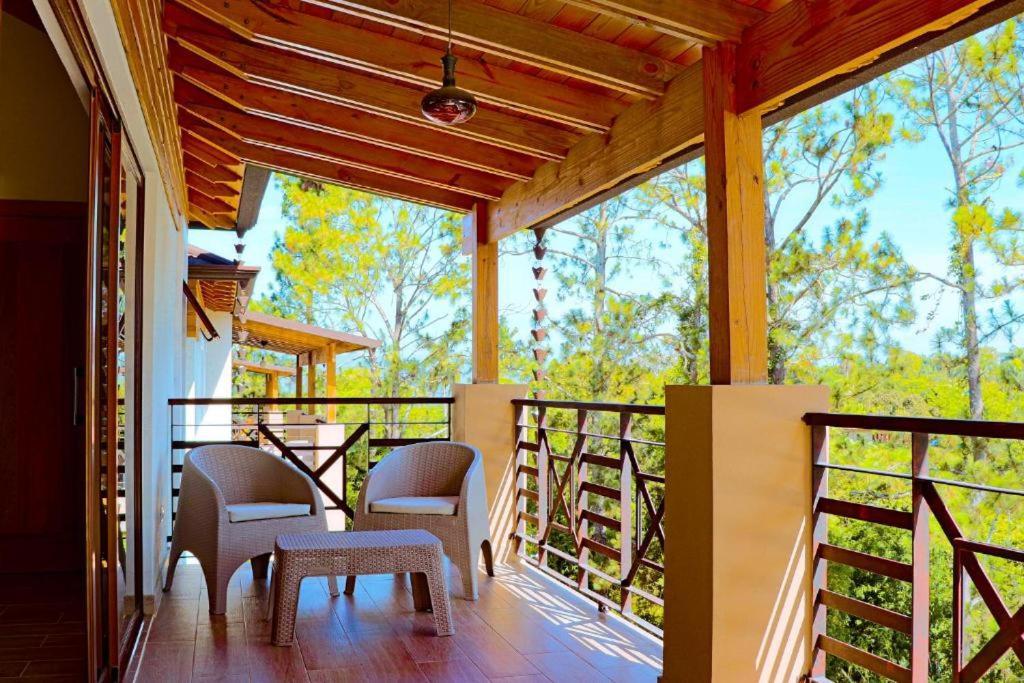 Jarabacoa Villas With Private Pool And Parking エクステリア 写真